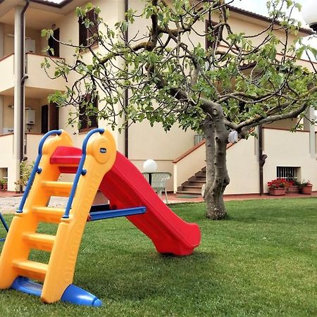 סן וינצ'נזו I Papaveri Apartments מראה חיצוני תמונה
