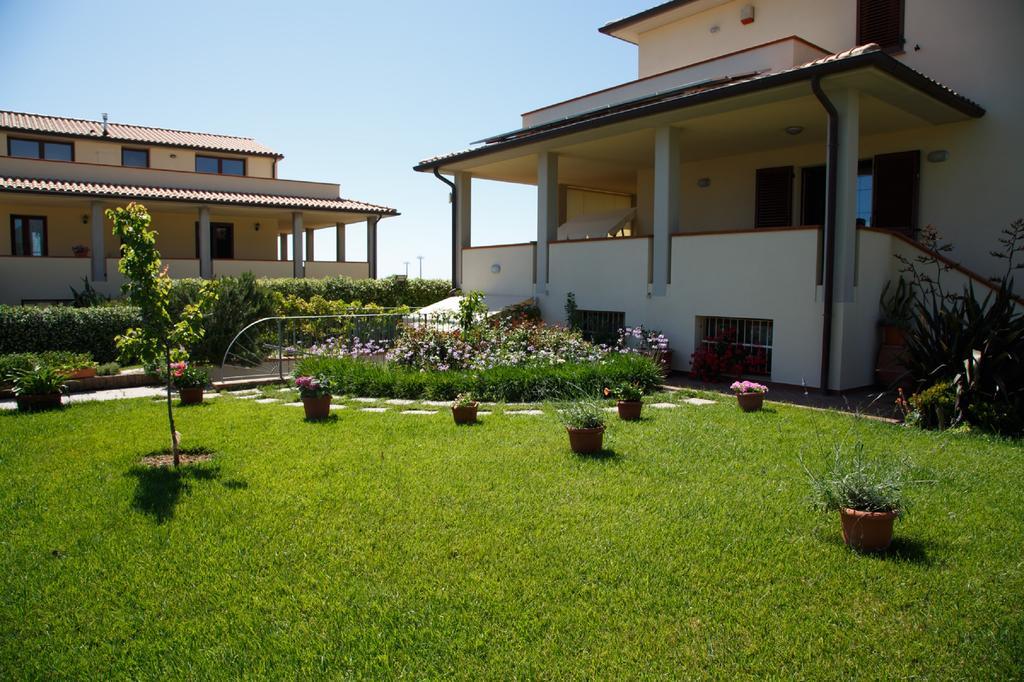 סן וינצ'נזו I Papaveri Apartments מראה חיצוני תמונה