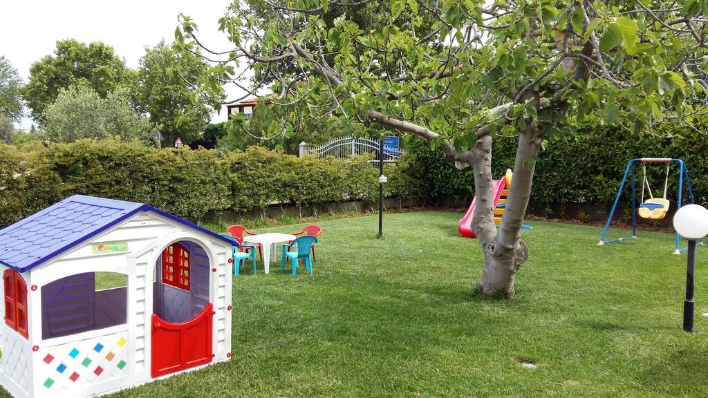 סן וינצ'נזו I Papaveri Apartments מראה חיצוני תמונה