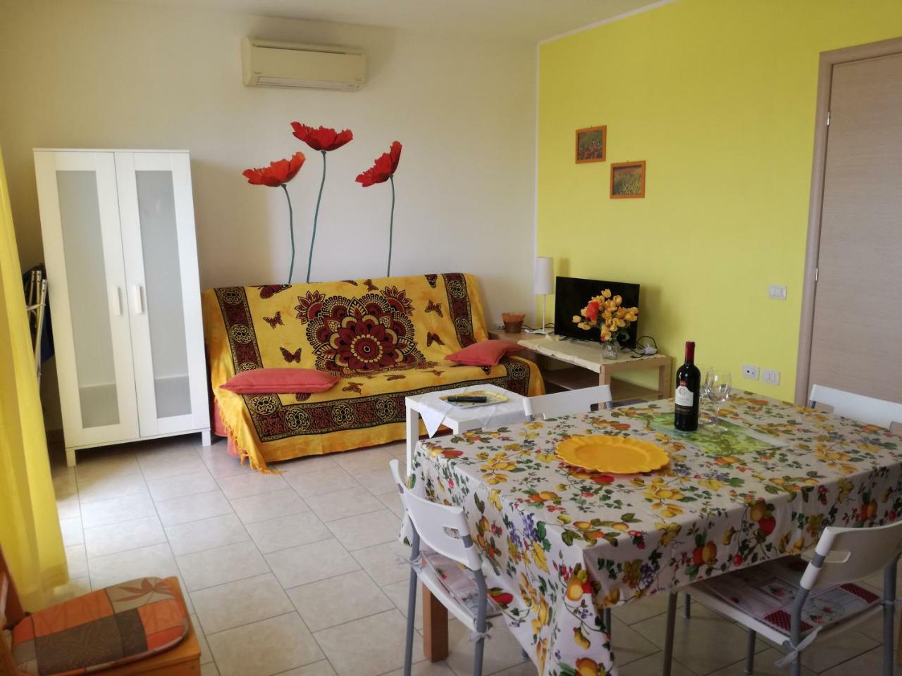סן וינצ'נזו I Papaveri Apartments מראה חיצוני תמונה